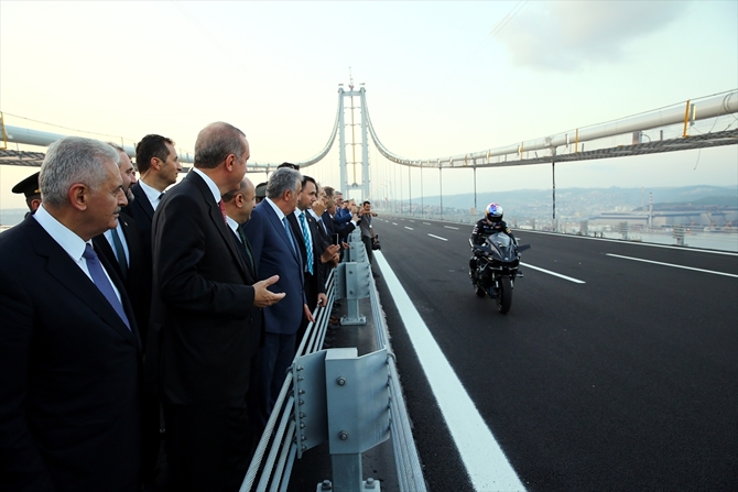 Osmangazi Köprüsü bayram müjdesiyle hizmete açıldı galerisi resim 4