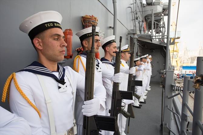 TCG Barbaros Fırkateyni Kazablanka'da galerisi resim 6