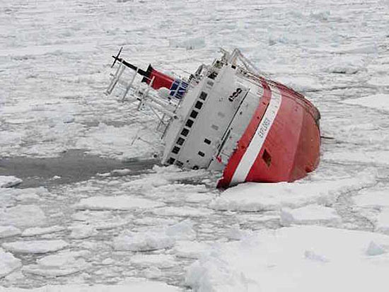 Antarktika'da gemi battı galerisi resim 5