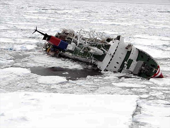 Antarktika'da gemi battı galerisi resim 6