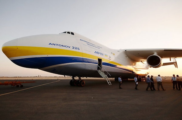 Dünyanın en büyük kargo uçağı galerisi resim 5