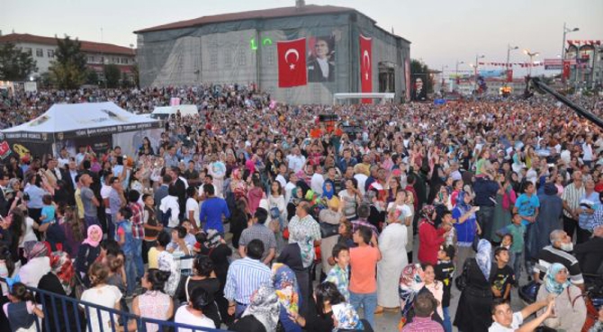 SoloTürk'ü 10 bin kişi izledi galerisi resim 5