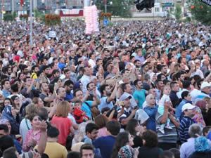 SoloTürk'ü 10 bin kişi izledi