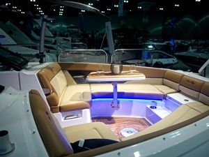 Los Angeles Boat Show'a büyük ilgi