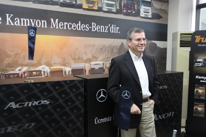 "Mercedes-Benz Dinlenme Köşesi"  1 yılda 300 bin kamyon şoförü galerisi resim 8