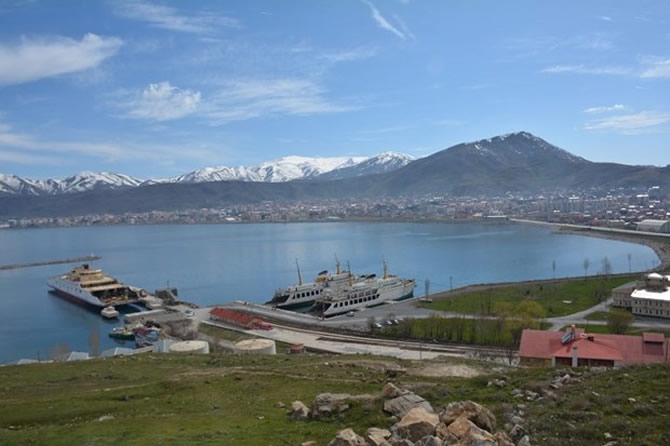 Türkiye’nin en büyük feribotu Van’da galerisi resim 2