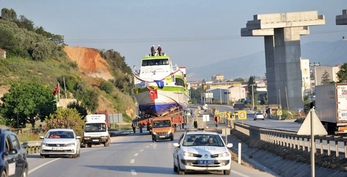 Gemi karadan böyle taşındı galerisi resim 4