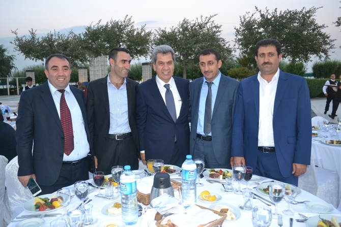 UND, üyeleriyle iftarda bir araya geldi galerisi resim 40