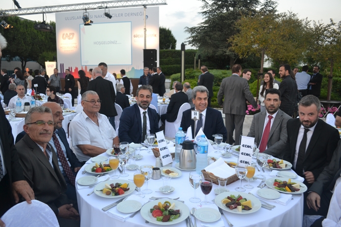 UND, üyeleriyle iftarda bir araya geldi galerisi resim 9