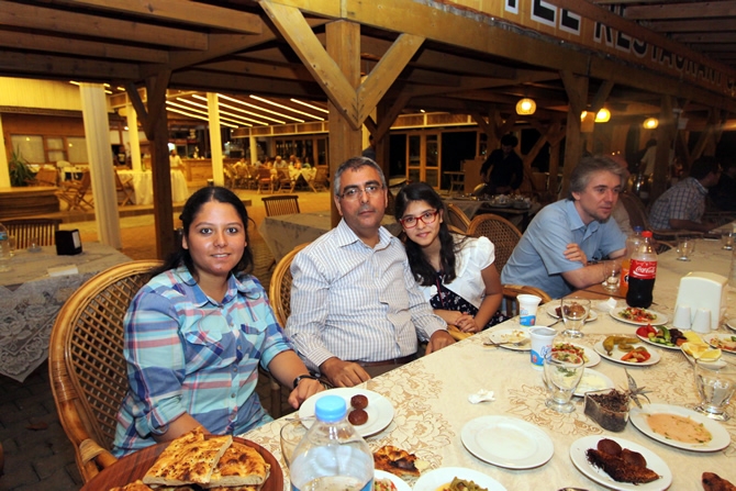 Gemi Mühendisleri iftarda bir araya geldi galerisi resim 18