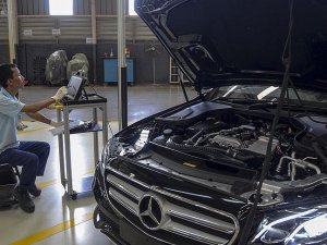 Mercedes'te 'egzoz emisyon hilesi' iddiası