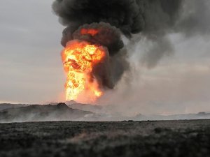 Nijerya'da petrol kuyusunda yangın: 30 ölü