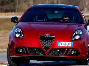 Alfa Romeo'dan 10 bin TL takas desteği