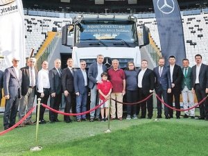 Mercedes'ten Boğaziçi Betona 122 Arocs