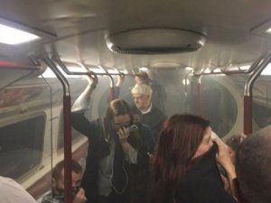 Londra metrosunda yangın çıktı