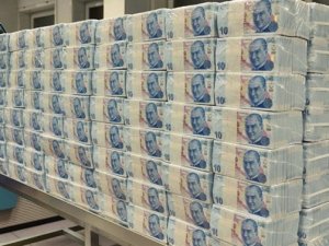 Bütçe, ağustosta 874 milyon lira açık verdi