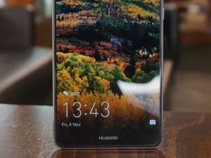 İşte Huawei Mate 10'un ucuz versiyonu!
