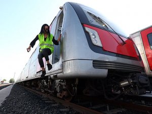 Ankara metrosunun kadın vatmanları görev başında