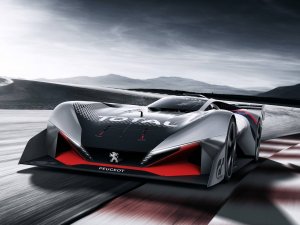 Peugeot L750 R HYbrid Vision Gran Turismo pistlerde