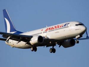 AnadoluJet uçağı Kars'a iniş yapamadı