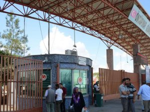 Öncüpınar Sınır Kapısı geçici olarak kapatıldı