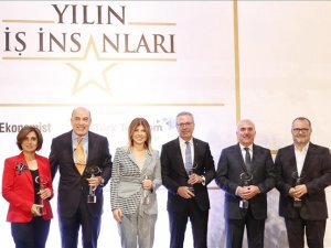 "Yılın İş İnsanları" ödüllendirildi