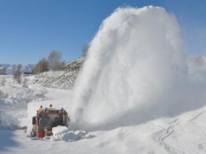 Tunceli'de 80 köy yolu ulaşıma kapandı