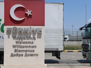 Kapıkule'de günlük TIR geçişlerinde rekor kırıldı