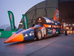 Bloodhound 22. Dünya Kara Hız Rekoru için ilk test sürüşü tamamlandı