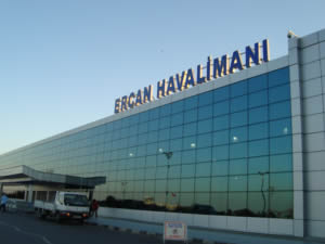 Ercan Havalimanı'nın işletmesini alan Taşyapı ve Terminal Yapı mahkemelik oldu