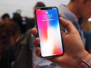 İki Türk kardeş iPhone X'in açığını buldu