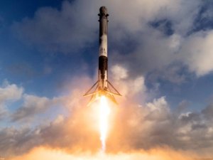 ABD'nin SpaceX'le uzaya gönderdiği Zuma uydusu kayboldu