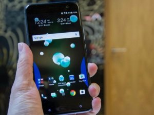 HTC U11 için Oreo güncellemesi yayınlandı!