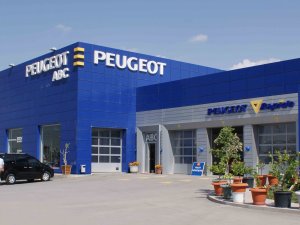 Peugeot'nun tüm araçları 2025'e kadar elektrikli olacak