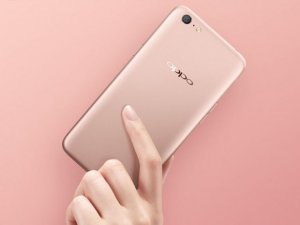 Oppo'nun yeni akıllı telefonu tanıtıldı