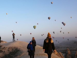 Kapadokya'yı 329 bin turist kuş bakışı izledi