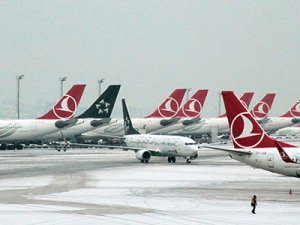 Atatürk Havalimanı'nda buzlanmaya karşı önlem alınıyor