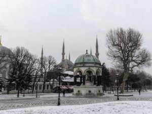 Kar, İstanbul'u terk ediyor