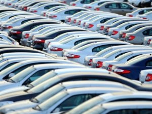 Lüks tüketim ürün satışlarında otomobil zirve yaptı