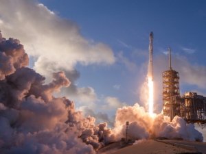 SpaceX 50. Falcon 9 görevini başarıyla tamamladı