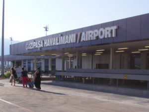 Gazipaşa Havalimanı rekor kırmaya hazırlanıyor