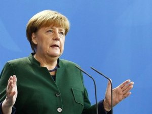 Merkel'den ABD'nin ek gümrük vergilerine tepki