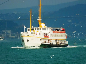 İstanbul'da vapur seferleri yeniden başladı