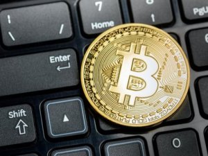 Google'dan Bitcoin'e yasak