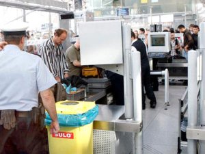 Alman havalimanlarında yeni uygulama başlıyor