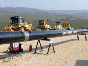 Gazprom Türk Akımı'nın  506 km boru hattını atıl bıraktı