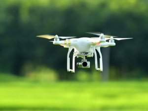 Yeni Zelanda'da drone 278 kişinin hayatını riske attı