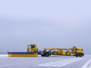 Norveç, havalimanlarında otonom kar küreme araçları kullanıyor