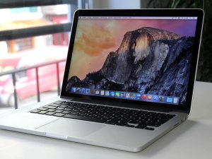 Performans canavarı MacBook Pro geliyor!