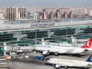 Atatürk Havalimanı 4 ayda yolcu rekoru kırdı